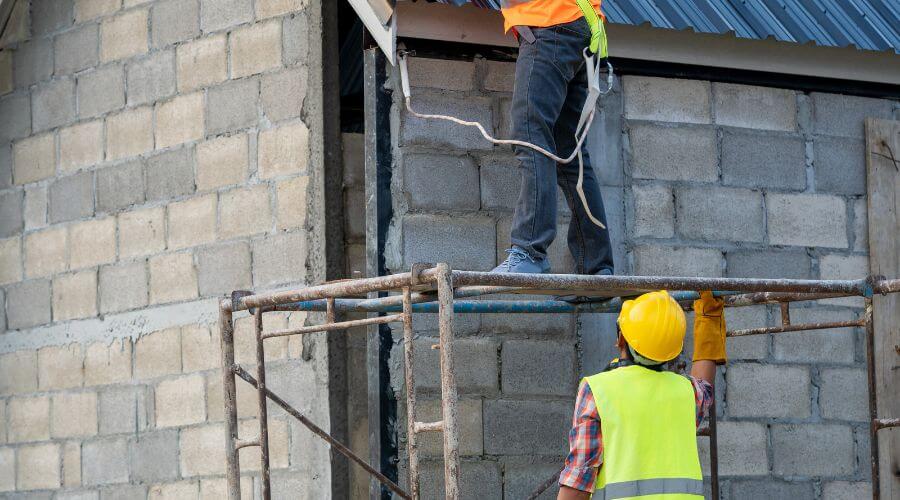 Expert Emergency Roof Repairs services in Tres Pinos, CA